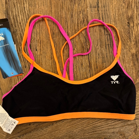 TYR NEON Solid Reversible Neon  Surf Bikini Top Size Small NWT Pink Orange - Picture 1 of 5